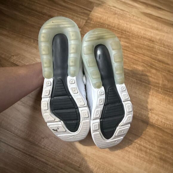 Nike Women’s Air Max 270 White/Black Size 7.5 - Picture 5 of 7